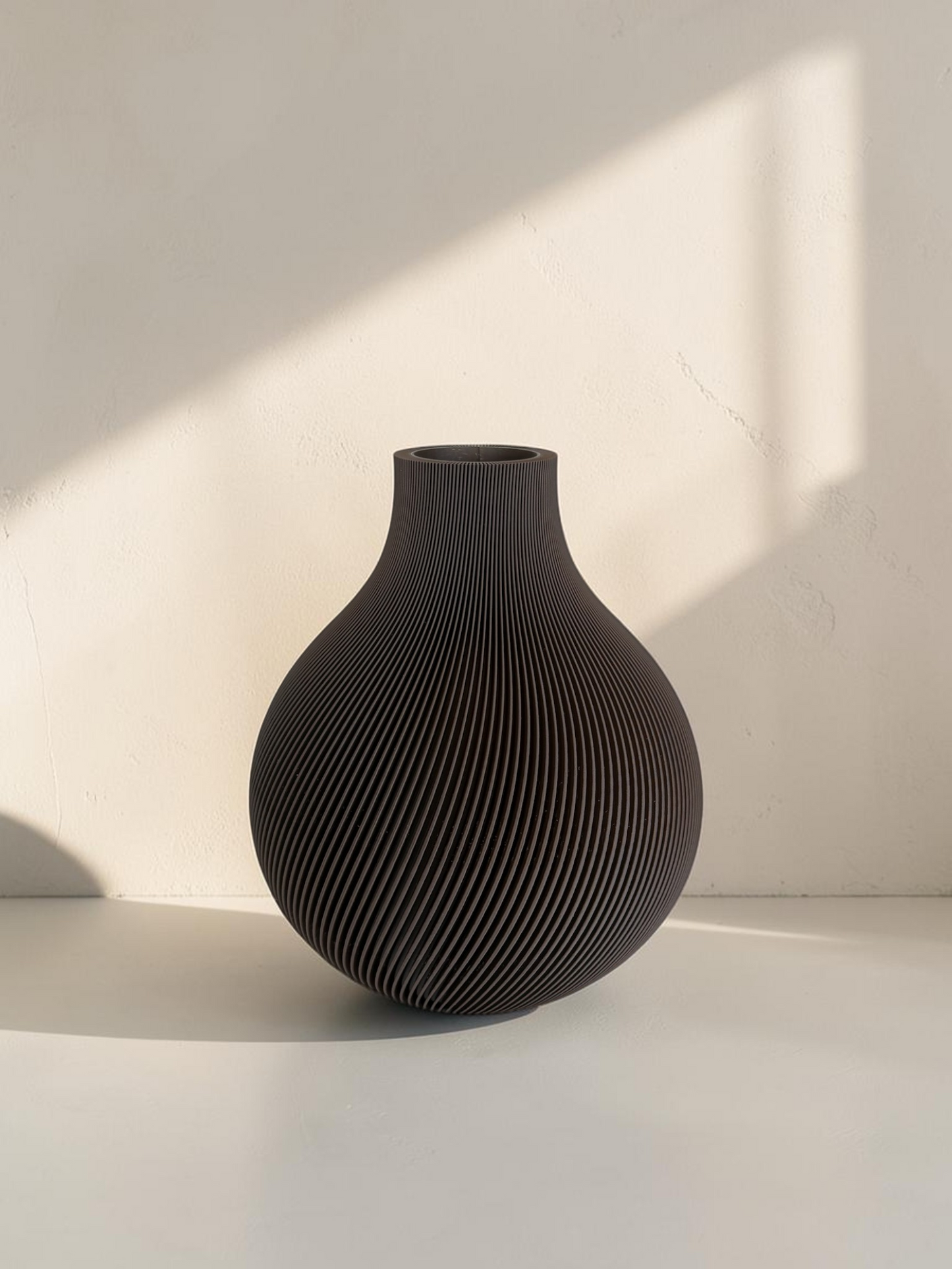 IBUKI vase