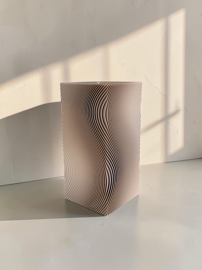 MIZUWA vase
