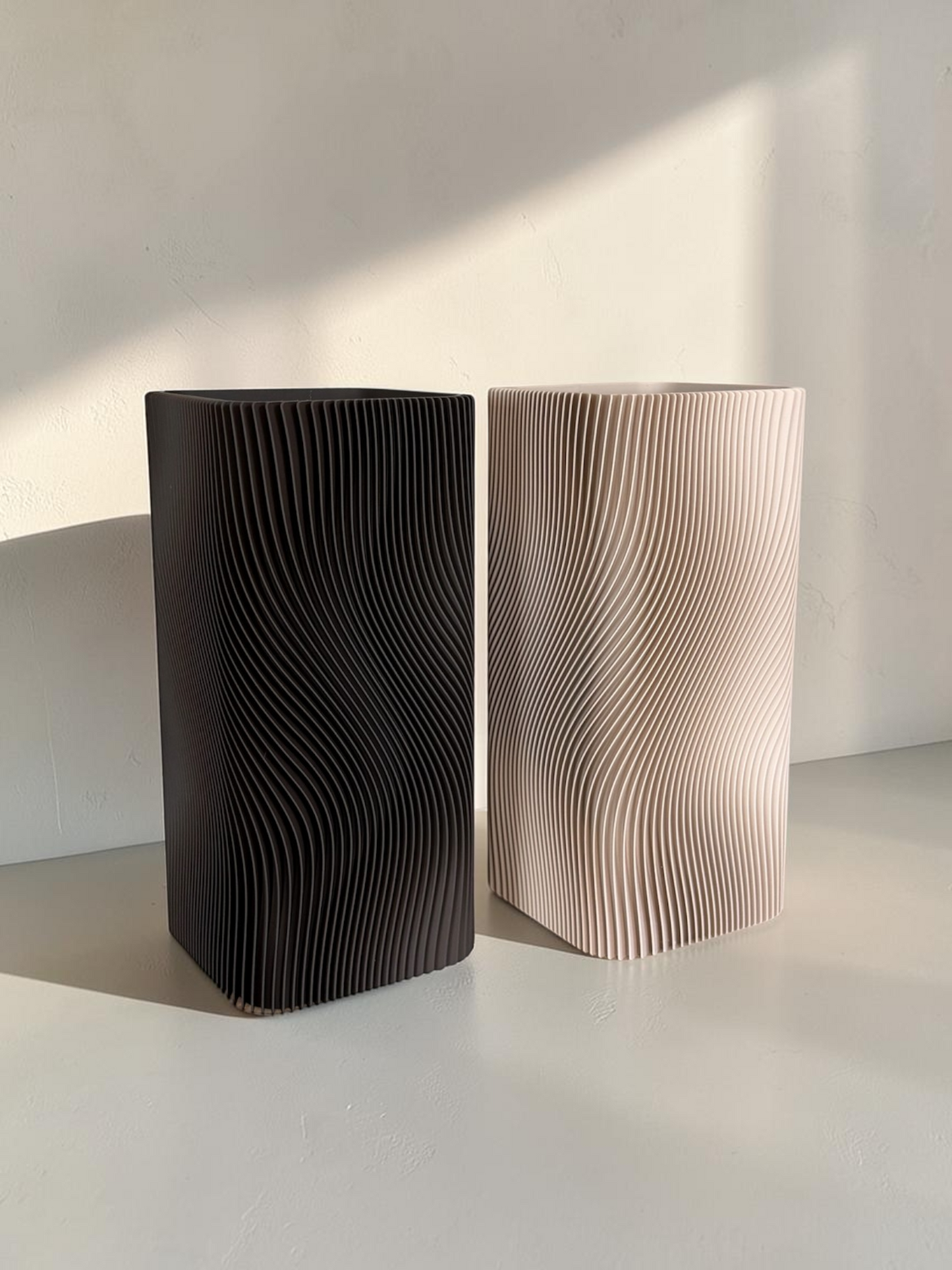 SOYO vase