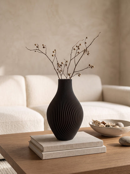 KAZE vase