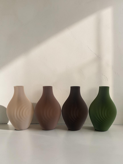 KAZE vase