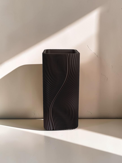 AIDA vase